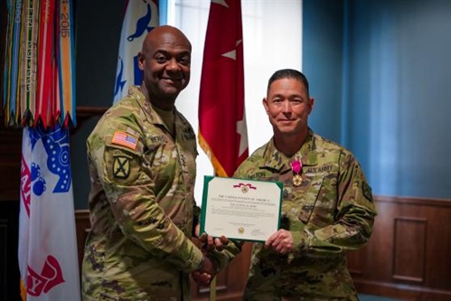 Former CAC Command Sergeant Major Stephen Helton Presented with Legion of Merit