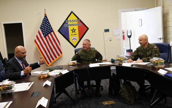 MCCoE hosts Polish armed forces leaders